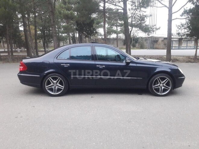 Mercedes E 320 2002, 245,000 km - 3.2 l - Bakı