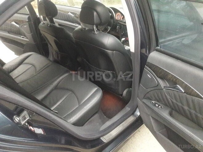 Mercedes E 320 2002, 245,000 km - 3.2 l - Bakı