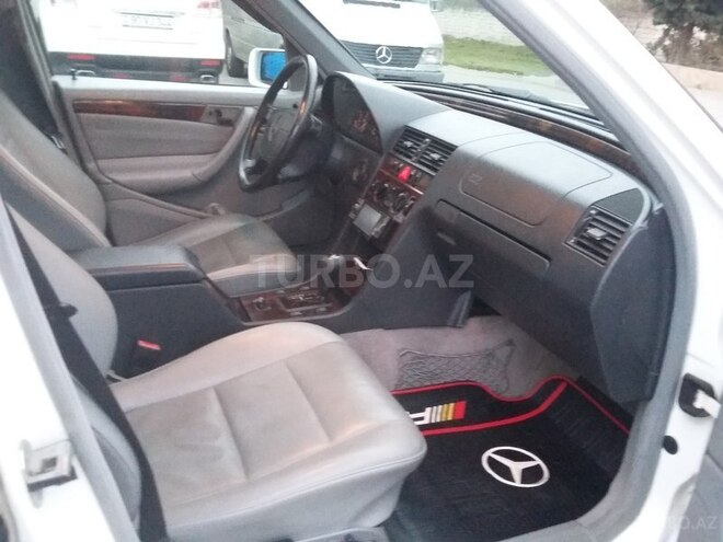 Mercedes C 230 1998, 139,000 km - 2.3 л - Bakı
