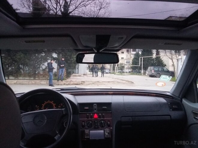 Mercedes C 230 1998, 139,000 km - 2.3 л - Bakı