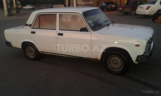 LADA (VAZ) 2107 2007, 86,890 km - 1.6 л - Saatlı