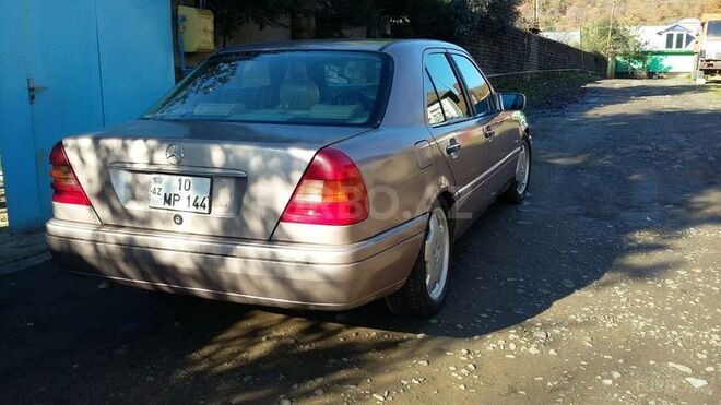 Mercedes B 180 1995, 411,258 km - 1.1 l - Lənkəran