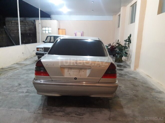 Mercedes C 230 1998, 181,302 km - 16.0 l - Şəki