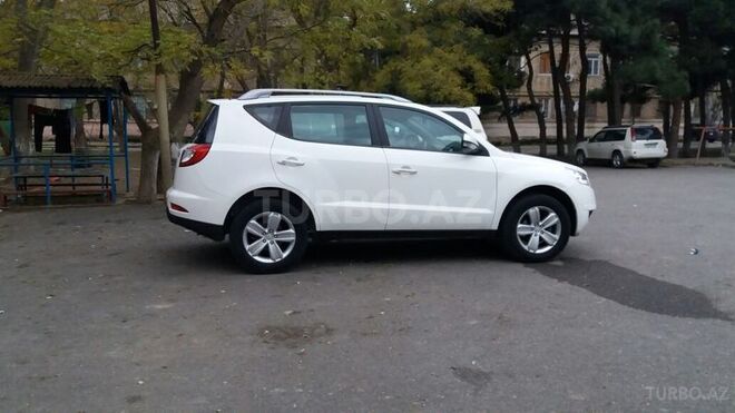 Geely  2013, 40,000 km - 2.4 l - Bakı