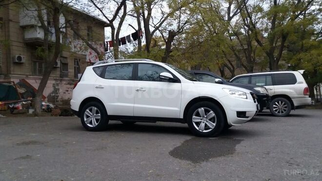 Geely  2013, 40,000 km - 2.4 l - Bakı