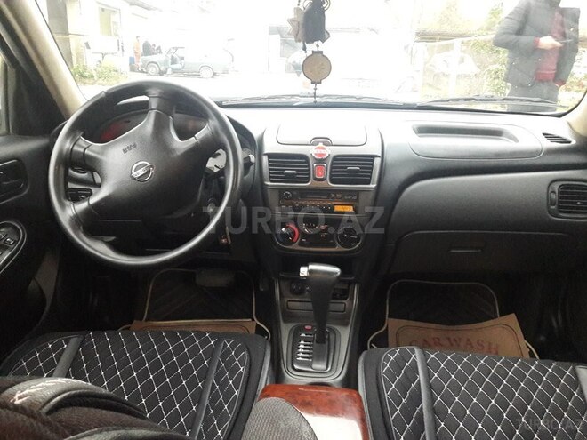 Nissan Sunny 2005, 210,000 km - 1.3 l - Bakı