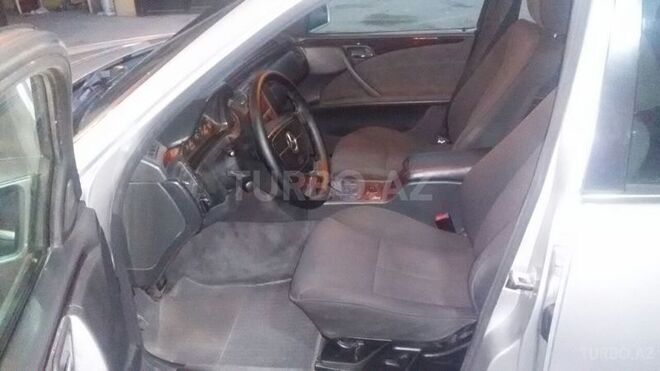 Mercedes E 200 1996, 398,000 km - 2.0 l - Gəncə