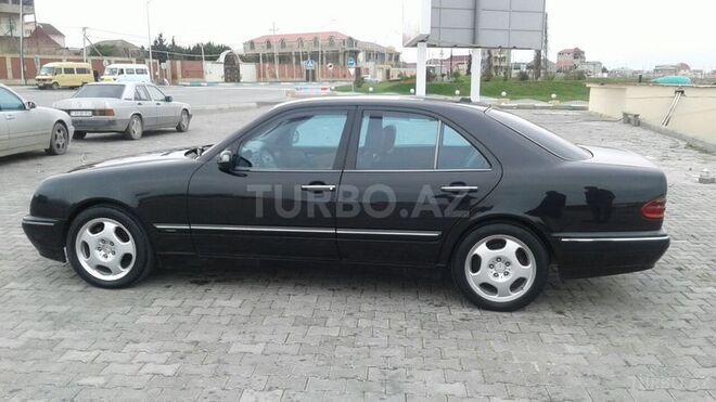 Mercedes E 270 2000, 346,000 km - 2.7 l - Bakı