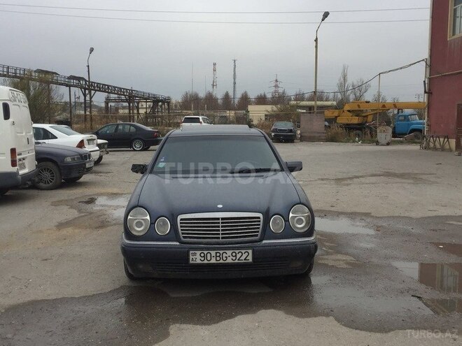 Mercedes E 230 1996, 328,828 km - 2.3 л - Sumqayıt