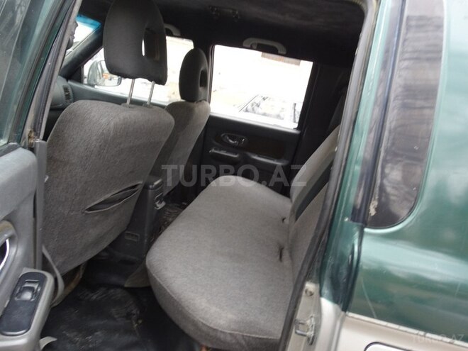 Mitsubishi L200 2004, 180,000 km - 2.5 l - Bakı