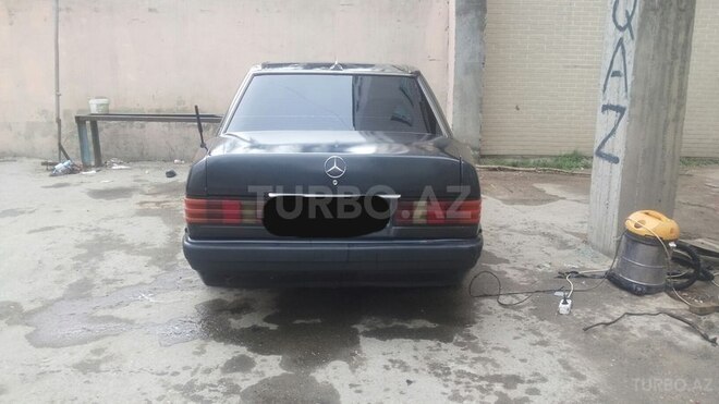 Mercedes 190 1990, 200,000 km - 2.5 л - Bakı