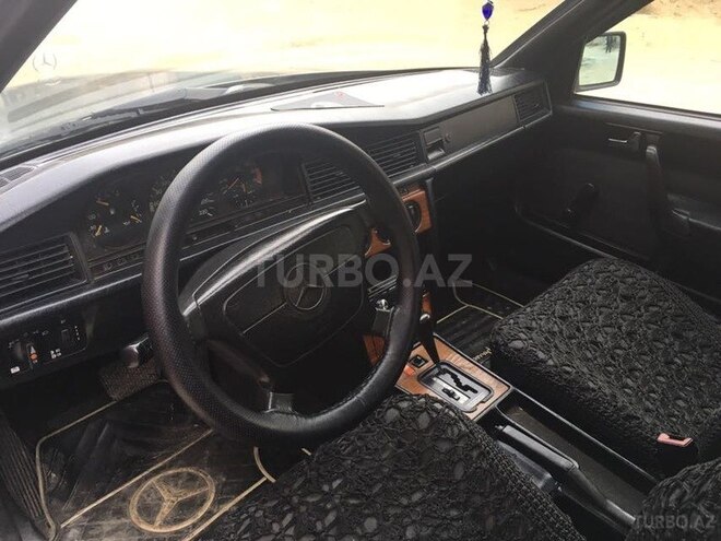Mercedes 190 1992, 290,000 km - 2.0 l - Bakı