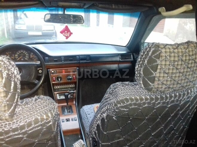 Mercedes E 200 1991, 430,000 km - 0.2 l - Bakı