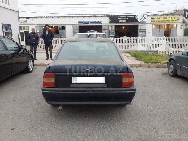 Opel Vectra 1991, 286,500 km - 2.0 l - Sumqayıt