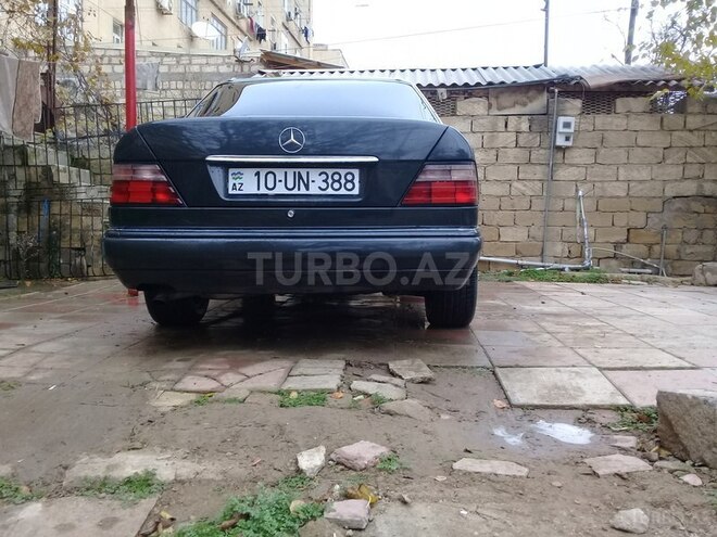 Mercedes E 220 1993, 399,912 km - 2.2 л - Bakı