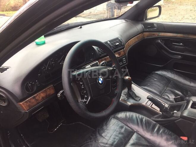 BMW 530 2000, 280,000 km - 3.0 l - Füzuli