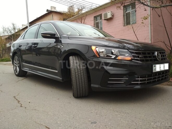 Volkswagen Passat 2017, 2,500 km - 1.8 l - Bakı