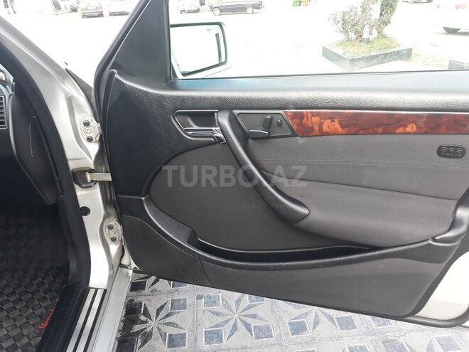 Mercedes C 240 1998, 173,222 km - 2.4 л - Samux