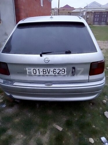 Opel Astra 1993, 250,000 km - 1.6 l - Bakı