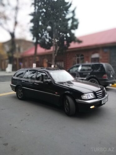 Mercedes C 240 2000, 229,000 km - 2.4 l - Zaqatala
