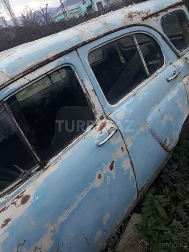 Moskvich  1958, 40,000 km - 1.3 l - Qax