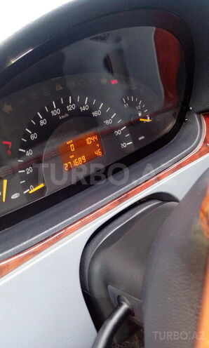 Mercedes Vito 110 2004, 271,699 km - 2.2 л - Bakı