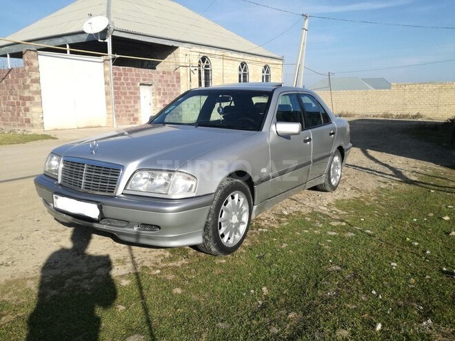 Mercedes C 180 1999, 242,516 km - 1.8 л - Gəncə