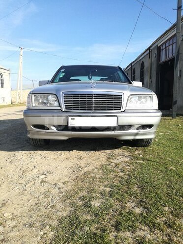 Mercedes C 180 1999, 242,516 km - 1.8 л - Gəncə