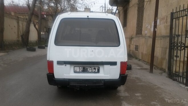 Isuzu Turkuaz 1993, 238,000 km - 2.2 l - Bakı