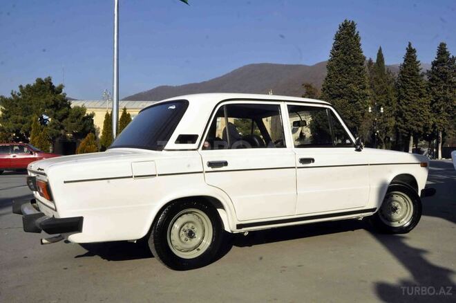 LADA (VAZ) 2106 1993, 160,000 km - 1.6 л - Qax