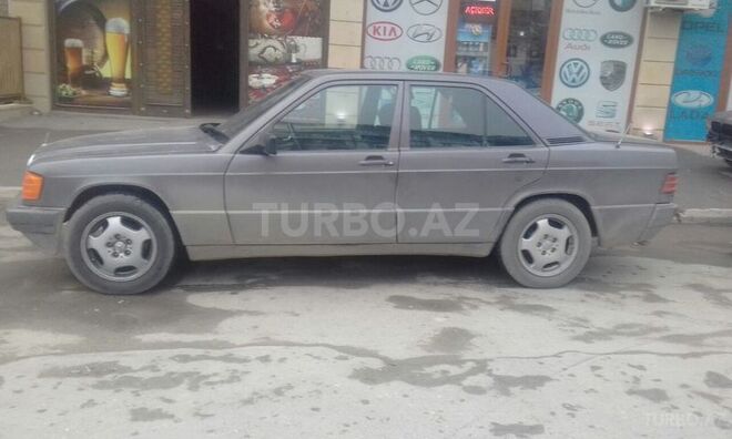 Mercedes E 180 1993, 390,000 km - 1.8 l - Bakı