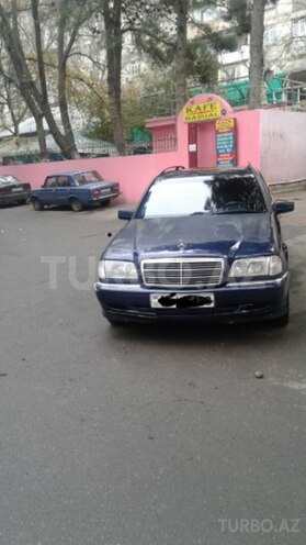 Mercedes C 220 1999, 32,000 km - 2.2 l - Bakı