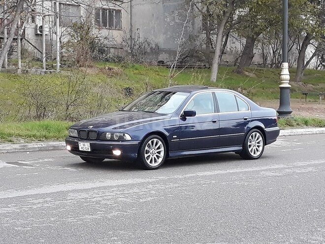 BMW 528 1998, 267,930 km - 2.8 l - Bakı