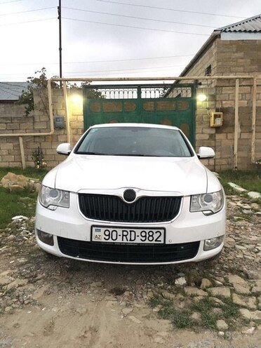 Skoda Superb 2011, 112,000 km - 1.8 l - Bakı