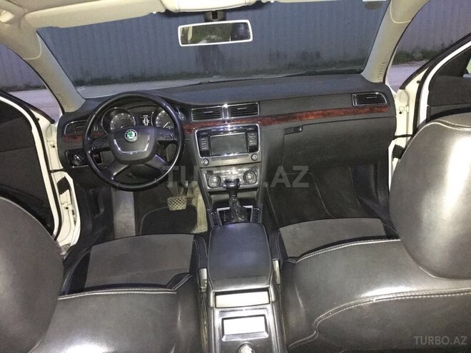 Skoda Superb 2011, 112,000 km - 1.8 l - Bakı