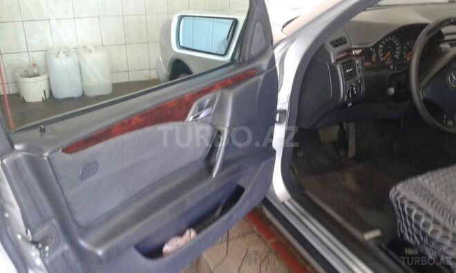 Mercedes E 230 1996, 315 km - 2.3 л - Sumqayıt