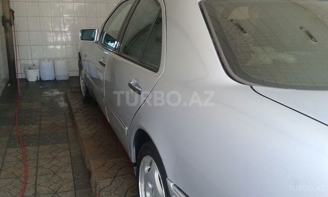 Mercedes E 230 1996, 315 km - 2.3 л - Sumqayıt
