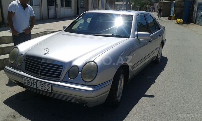 Mercedes E 230 1996, 315 km - 2.3 л - Sumqayıt