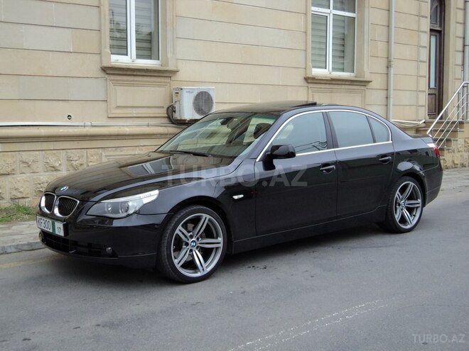 BMW 525 2006, 100,000 km - 2.5 л - Bakı