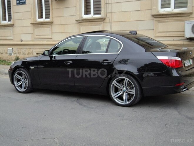 BMW 525 2006, 100,000 km - 2.5 л - Bakı