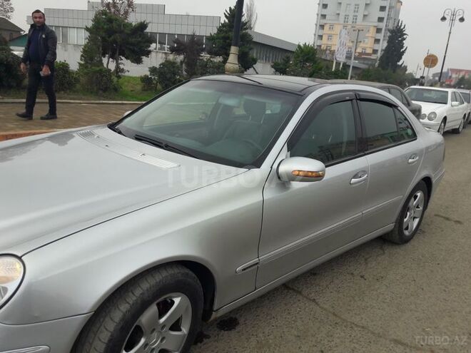Mercedes E 270 2002, 510,000 km - 3.0 l - Masallı