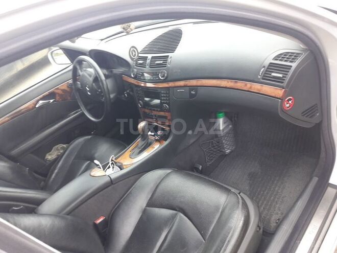 Mercedes E 270 2002, 510,000 km - 3.0 l - Masallı