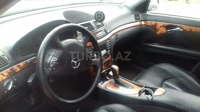 Mercedes E 270 2002, 510,000 km - 3.0 l - Masallı