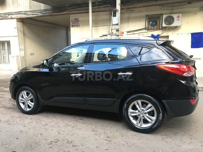 Hyundai ix35 2010, 99,000 km - 2.0 l - Bakı