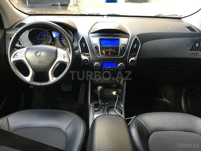 Hyundai ix35 2010, 99,000 km - 2.0 l - Bakı