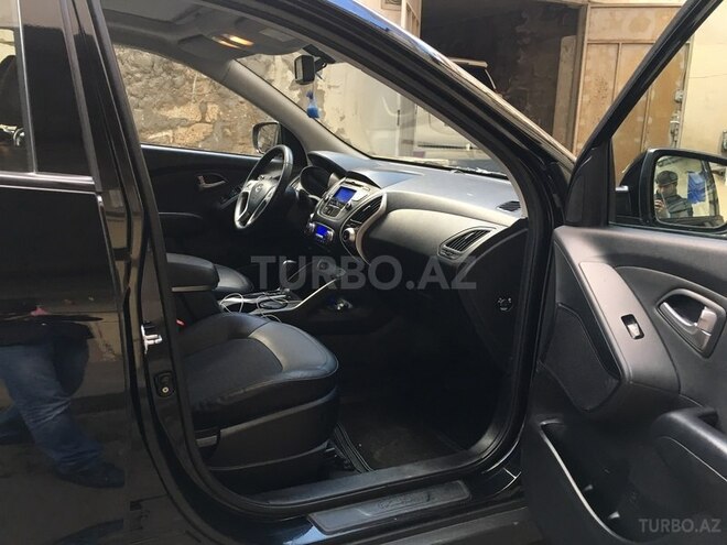 Hyundai ix35 2010, 99,000 km - 2.0 l - Bakı