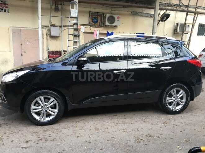 Hyundai ix35 2010, 99,000 km - 2.0 l - Bakı