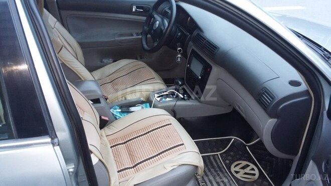 Volkswagen Passat 2004, 402,000 km - 1.8 l - Sumqayıt