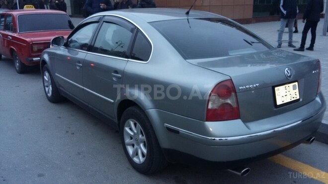 Volkswagen Passat 2004, 402,000 km - 1.8 l - Sumqayıt