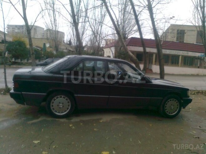 Mercedes 190 1991, 330,000 km - 1.8 l - Bakı